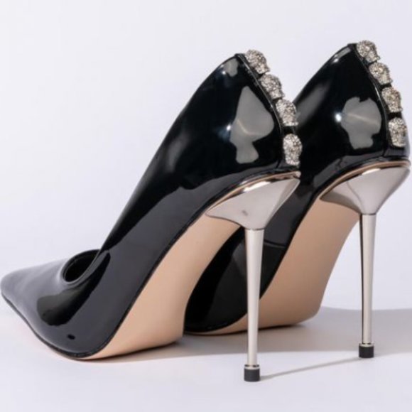 Azalea Skull In My Closet Stiletto Pump - Picture 4 of 9